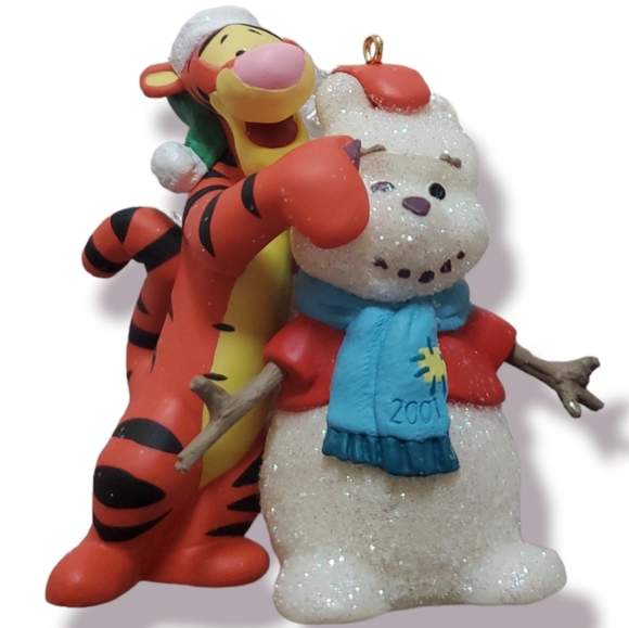 Hallmark Disney's Winnie the Pooh Keepsake Ornament 2001 NIB - Picture 4 of 5